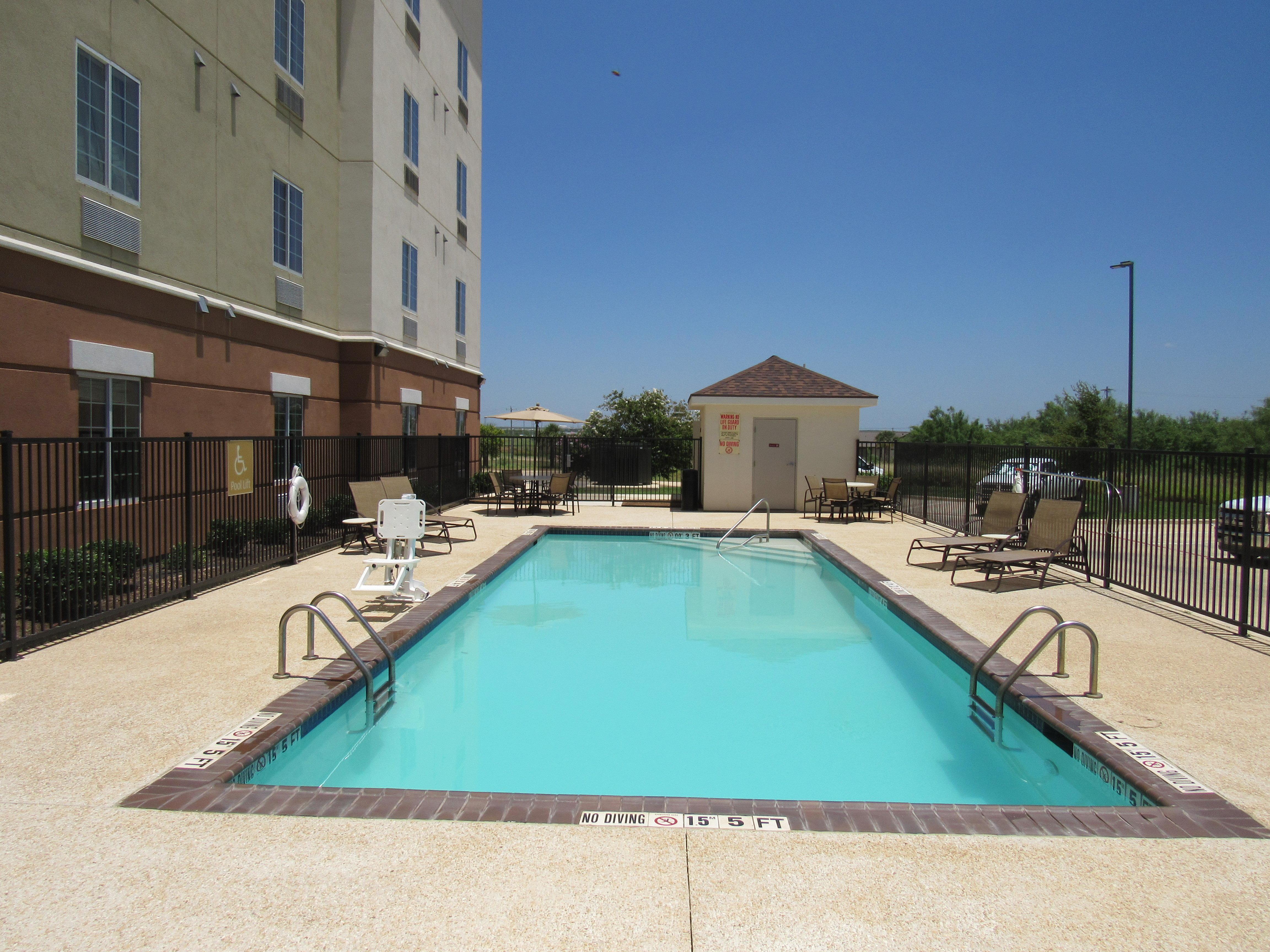 Candlewood Suites Cotulla By Ihg Exterior foto